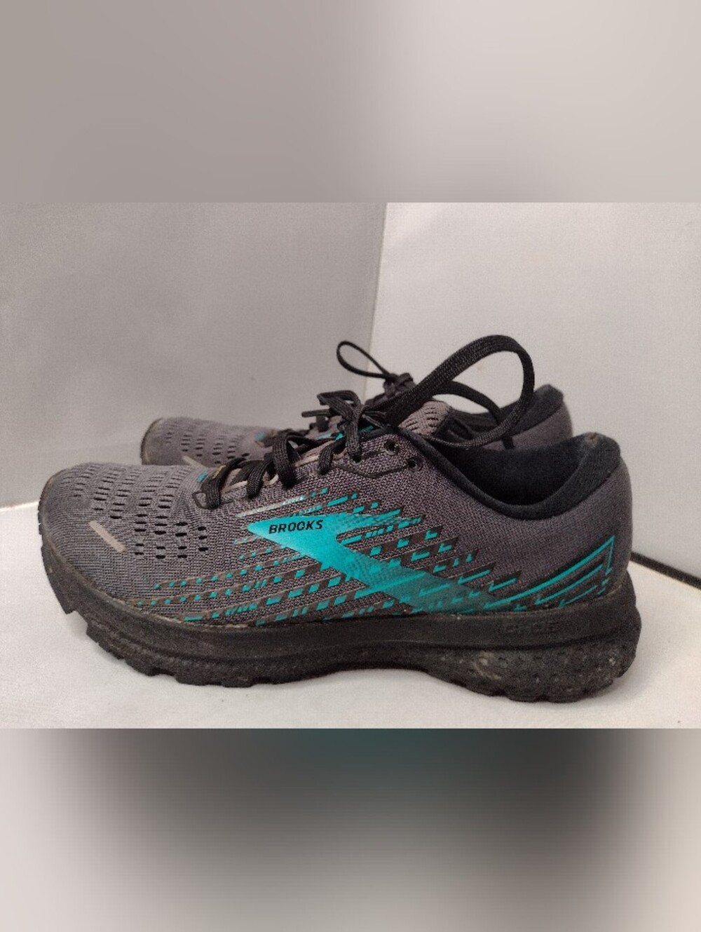 Brooks Ghost 13 GTX Gore-Tex Waterproof Running Shoes Gray Women’s 8.5 OO